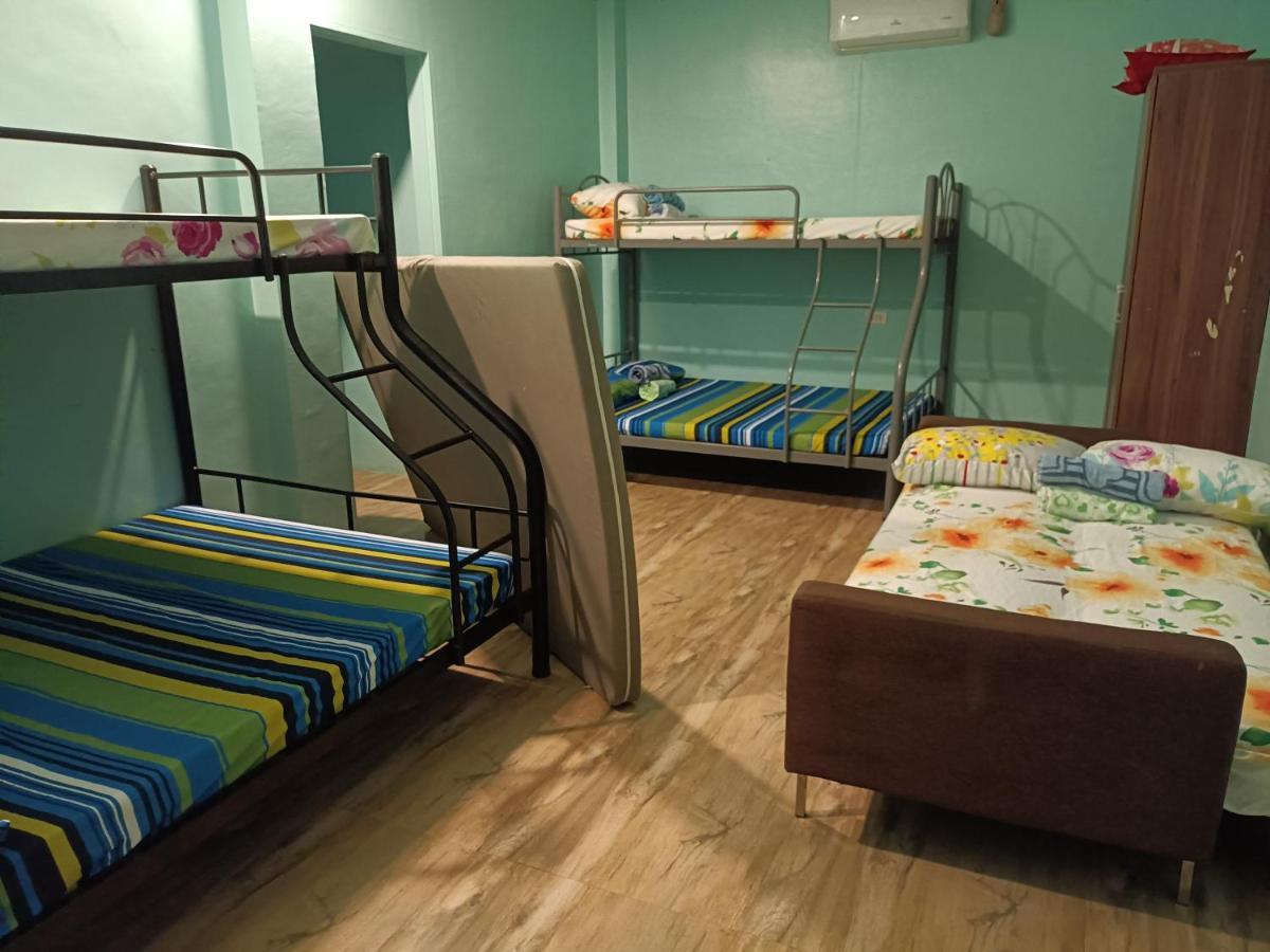 Azulea Lodging House Oslob Eksteriør bilde