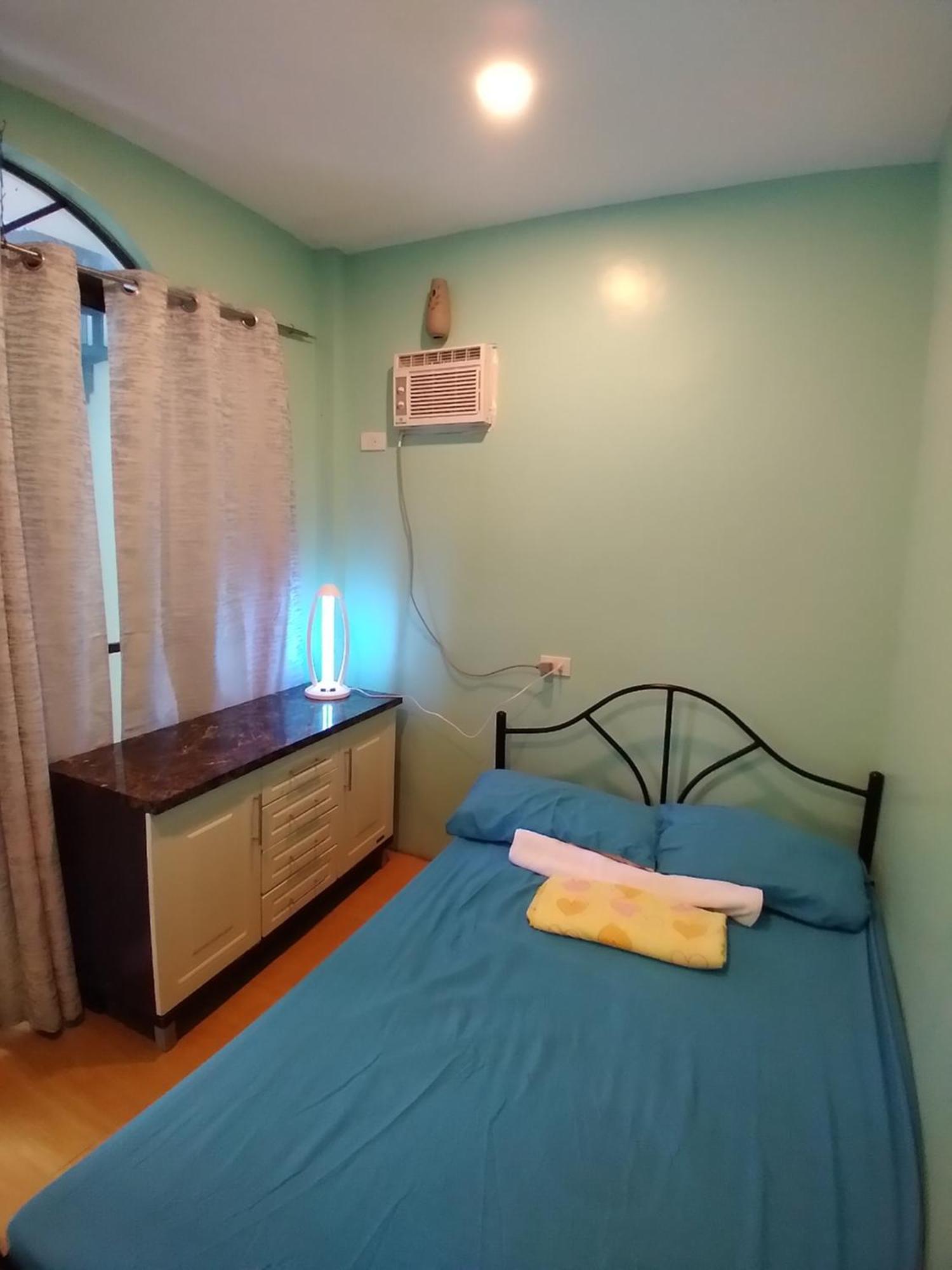 Azulea Lodging House Oslob Rom bilde